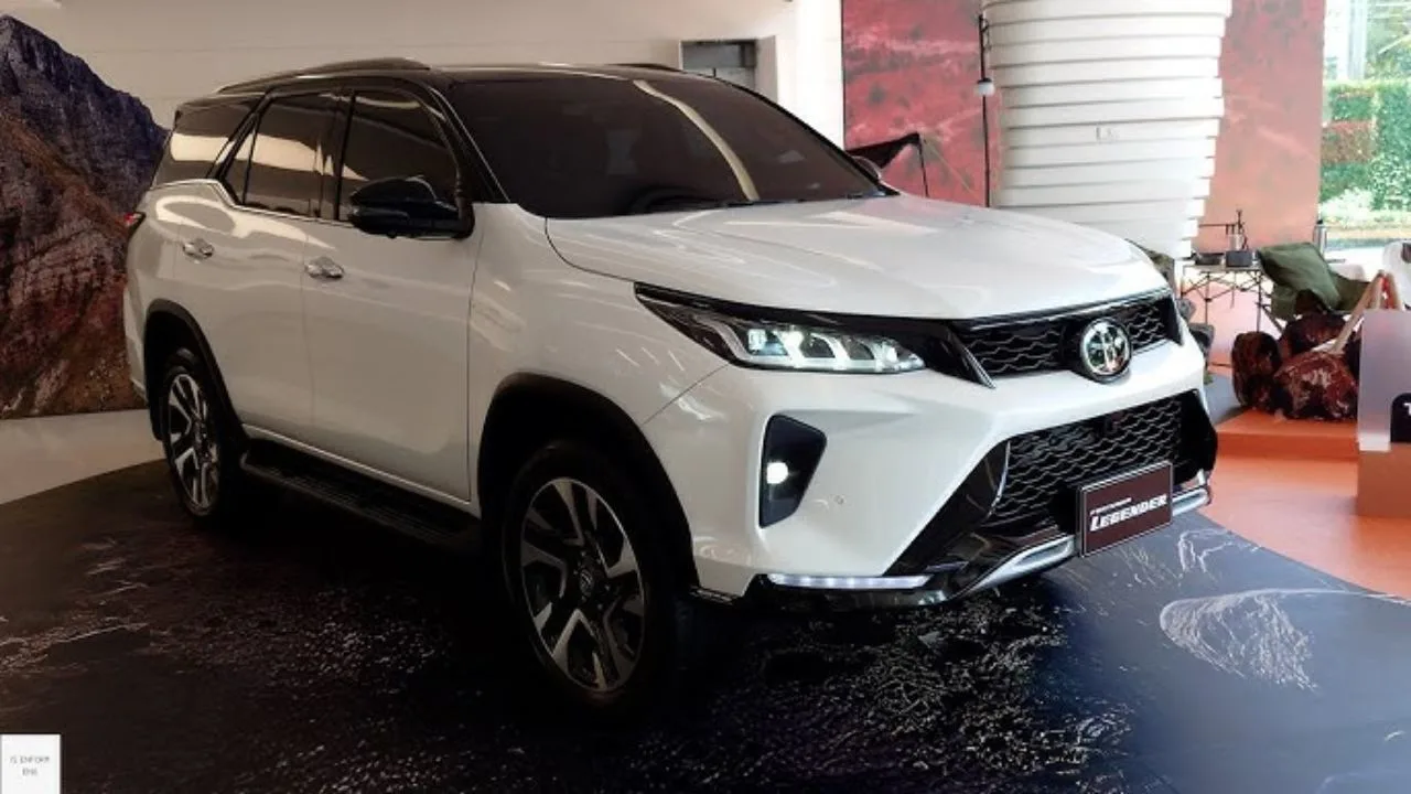Toyota Fortuner Legender 2026